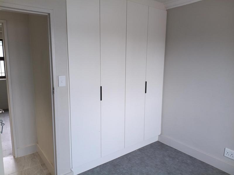 To Let 3 Bedroom Property for Rent in Peerless Park North Western Cape